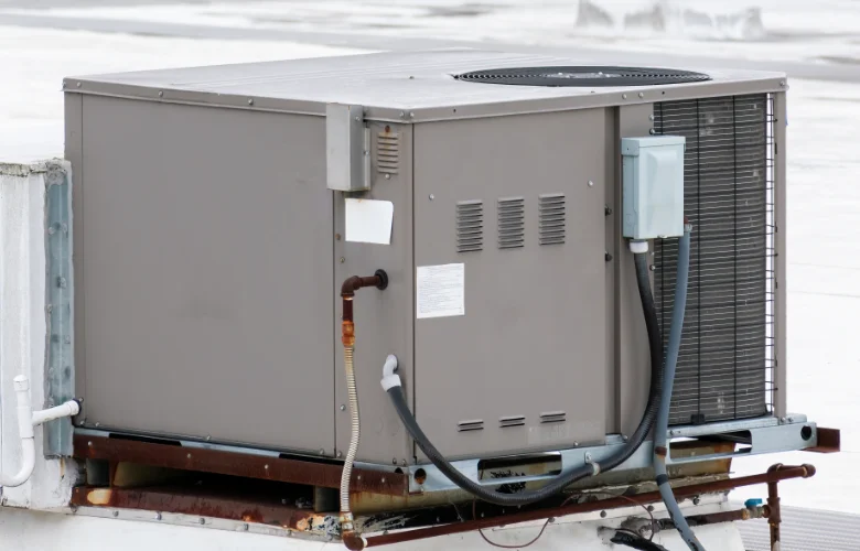 DVO technician servicing commercial HVAC system in Mesquite, TX